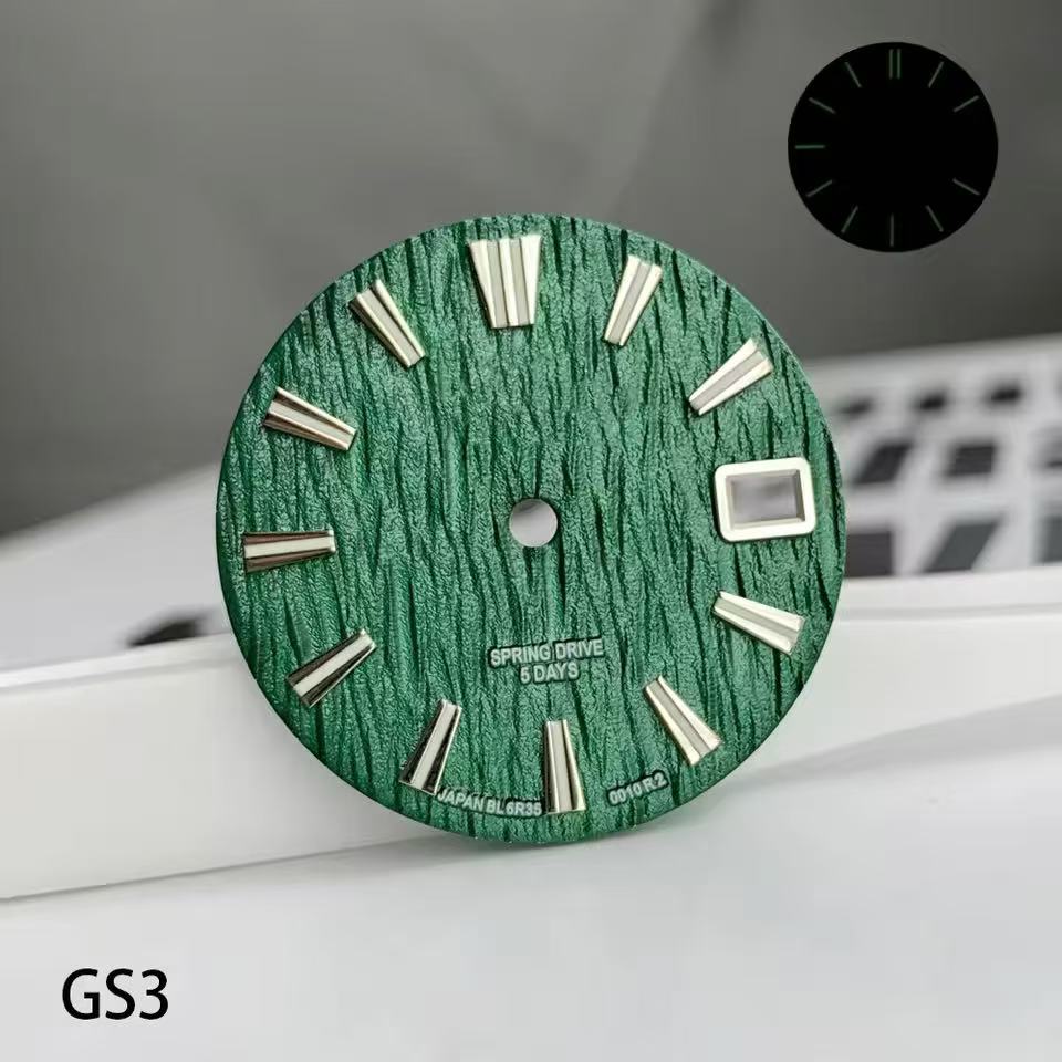 28.5mm グリーン夜光カレンダー機械式時計、GS ロゴ入 - Reel Case のレビューと価格